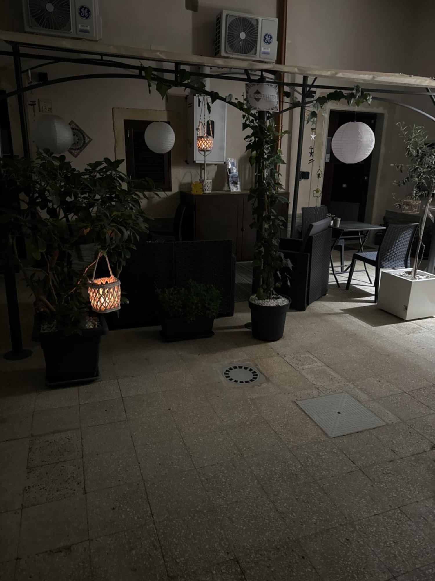 Il Cortiletto28 Rooms & House Szirakúza Kültér fotó